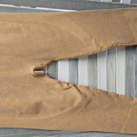 Women's High-Rise Ribbed Seamless 7/8 Leggings | Joylab | X Small - Picture 3 of 8